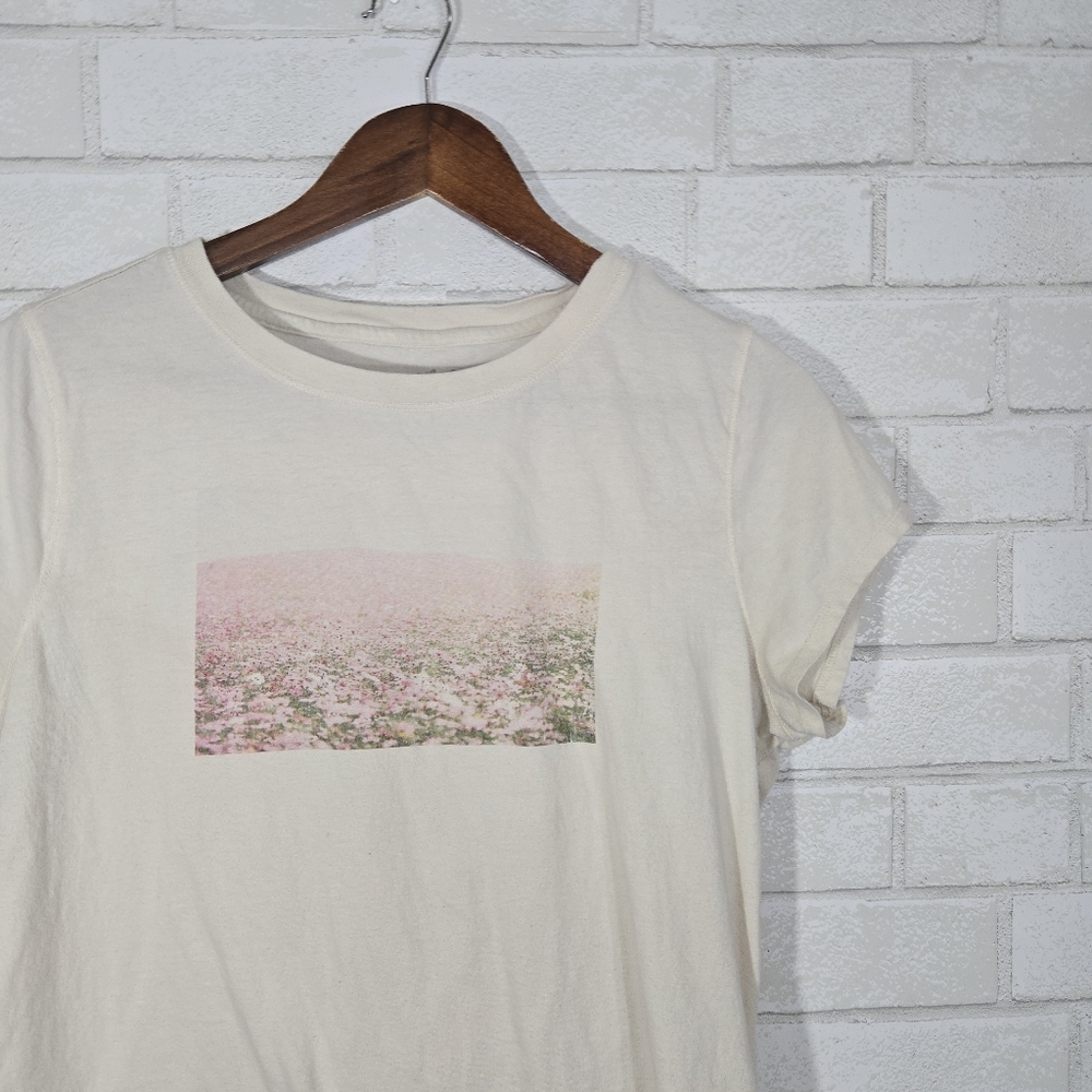 Universal Thread graphic tee - Picture 2 of 11